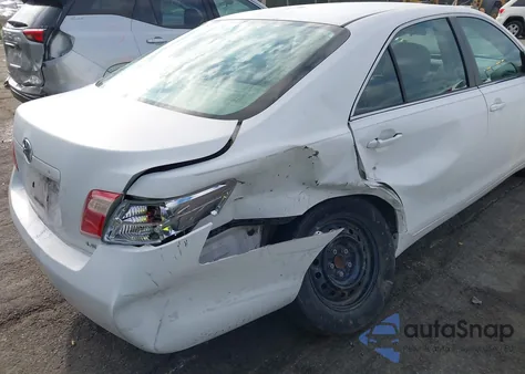 2007 Toyota Camry Le z USA, uszkodzony, nr VIN 4T1BE46K67U670368